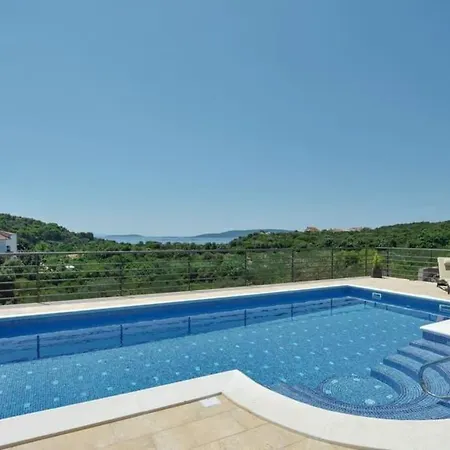 House Vedran 3*